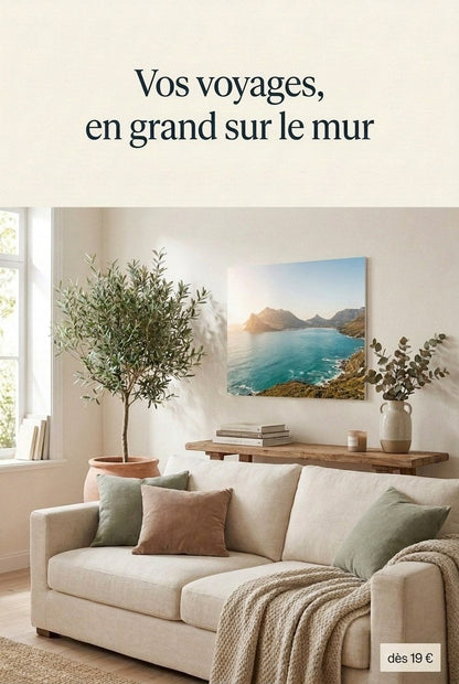 Photo de voyage en grand format sur carton mousse au-dessus d un canapé